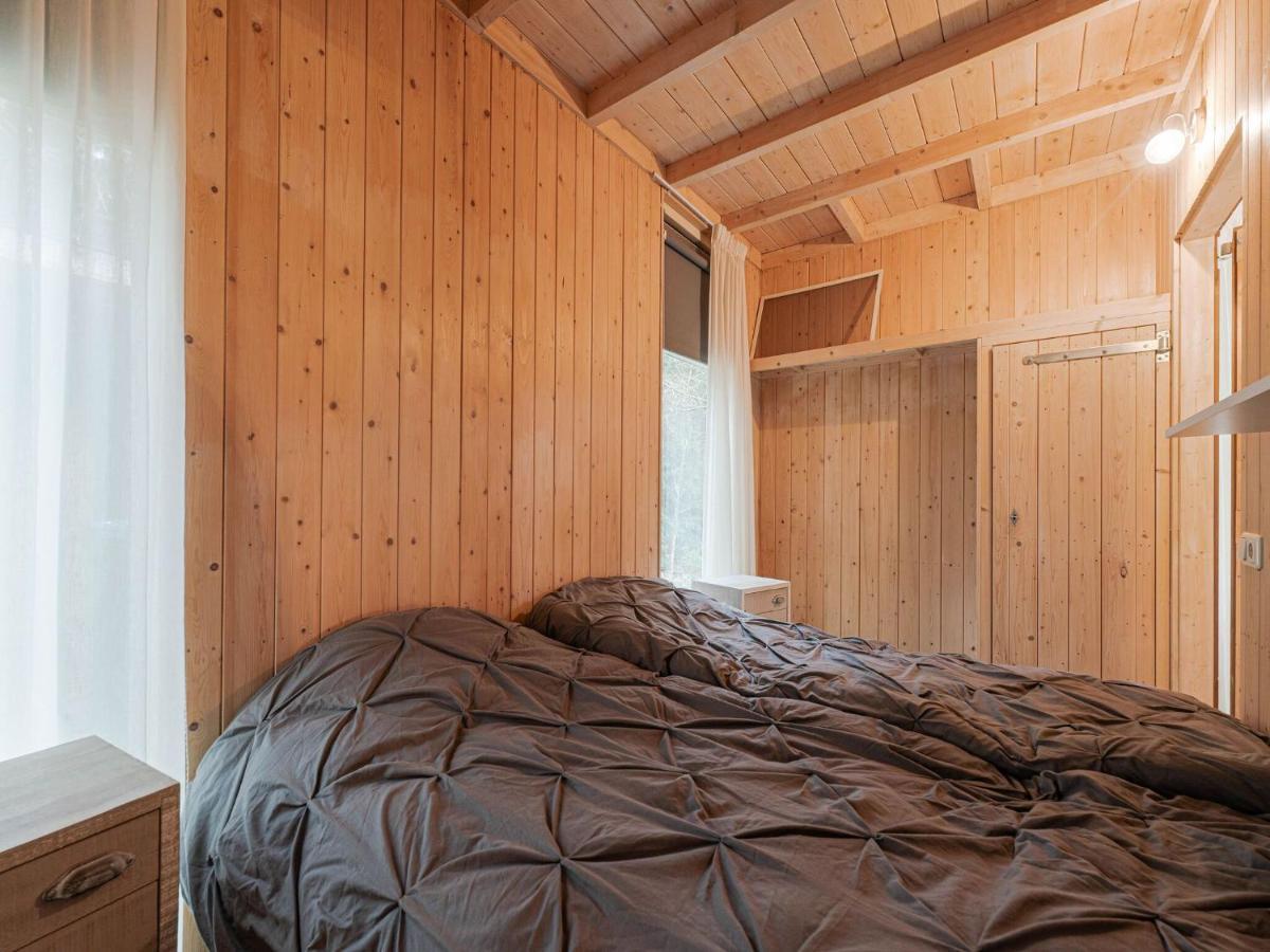 Idyllically Located Holiday Home In Norg With Sauna المظهر الخارجي الصورة